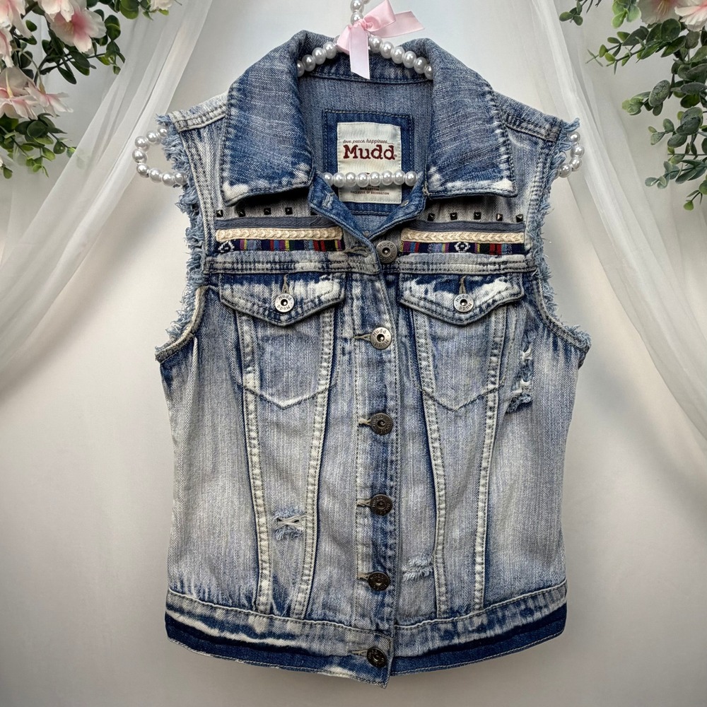 Mudd Womens XS Distressed Denim Vest Light Wash Studded Southwestern Trim Frayed